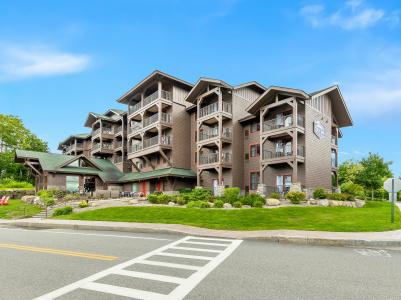 Hampton Inn & Suites - 26