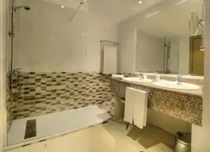 Beatriz Toledo Auditorium & Spa - 7