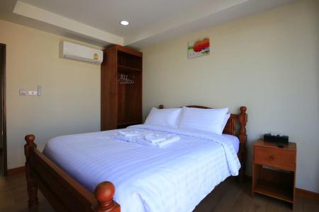 Royale 8 Ville Guest House - 2
