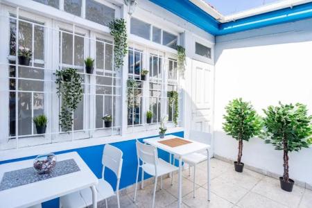 Bee Hostel - 10