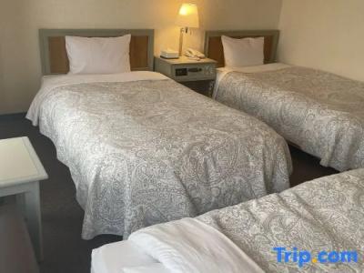 Hotel - 66