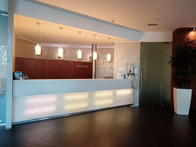 The Hub - 1
