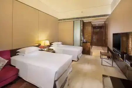 Hilton Guangzhou Tianhe - 2