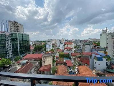 Hanoi Sky - 114