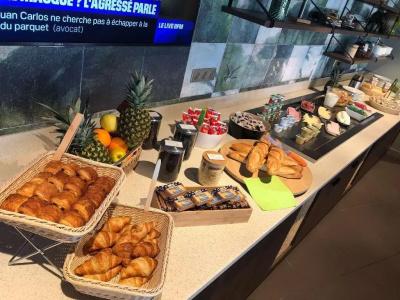 ibis Styles Clermont-Ferrand Aéroport - 8