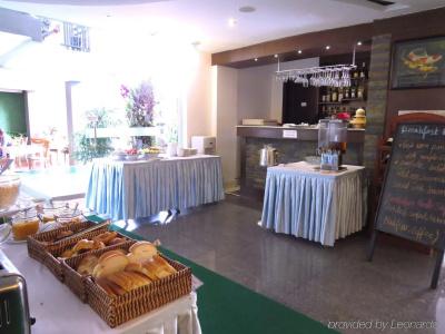 King Grand Boutique - 20