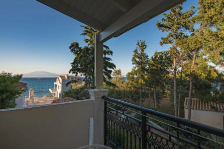 Alexandra Beach Resort & Spa - 6