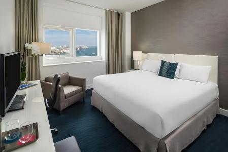 Yve Miami - 5