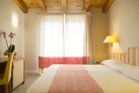 Blu Laconia Village - 49