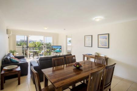 Golden Riviera Absolute Beachfront - 49