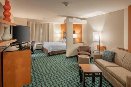 Fairfield Inn & Suites by Marriott - 40