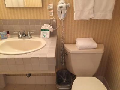 Inn on Broadway - 7