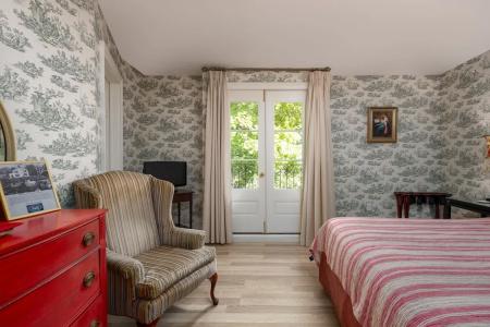 The Old Bank House - 104