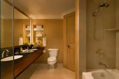 Le Soleil by Executive Hotels - 21