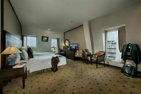 Zephyr Suites Boutique - 43
