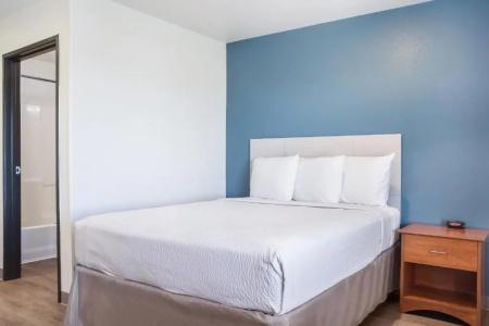 WoodSpring Suites - 28