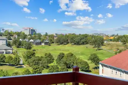 Grand Crowne by Capital Vacations - 85