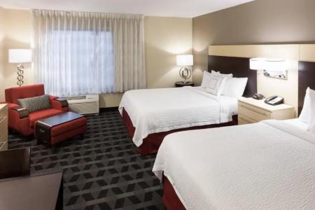 TownePlace Suites by Marriott West - 45