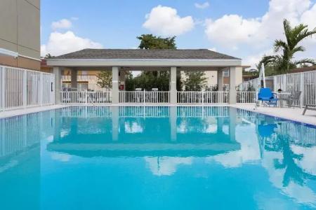 Candlewood Suites Miami Intl Airport - 36Th St, An Ihg - 49