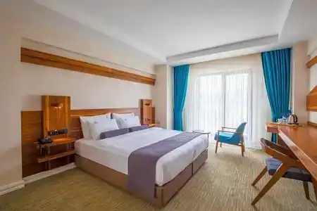 Karpalas City & Spa - 77