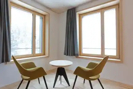 St. Moritz Youth Hostel - 6