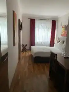 Isabella - 27