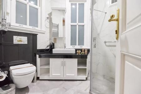 White Palace Old City Boutique - 126