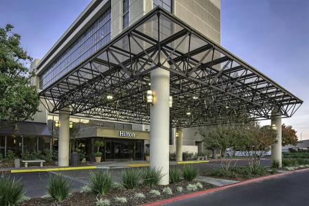Hilton Arden West - 34