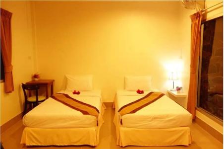 Canal Resort - 63