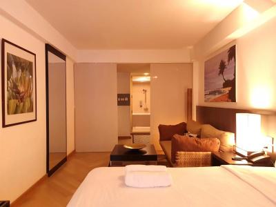 The Studio at Sathorn Terrace - 34