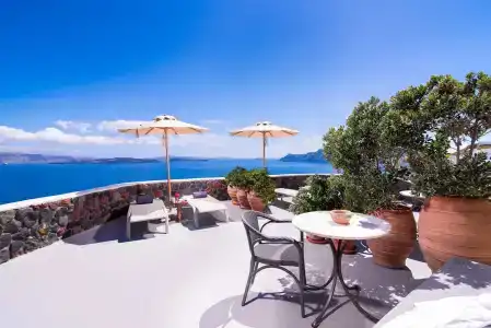 Pezoules of Oia - 66