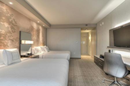 Courtyard by Marriott - 4