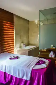 Holiday Beach Danang & Resort - 17