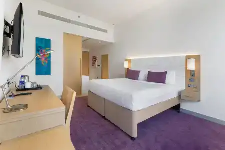 Premier Inn Dubai Ibn Battuta Mall - 10