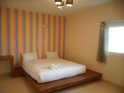 Thai Crystal Resident - 23