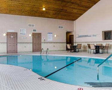 Rodeway Inn - 15