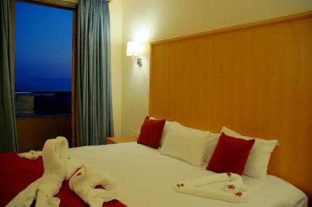 Ramada Resort Dead Sea - 51