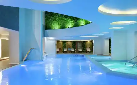DoubleTree by Hilton Almaty - 15