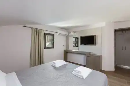 Aurora Suites - 35