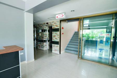 BJ Boutique - 9
