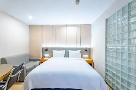 Holiday Inn Express Jinqiao Central, An Ihg - 36
