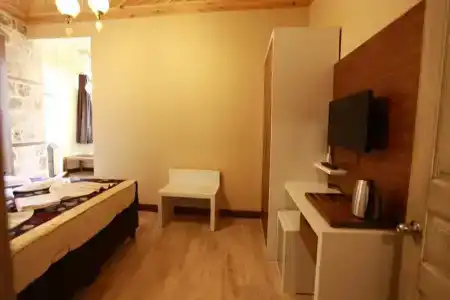 Bacchus Pension - 34
