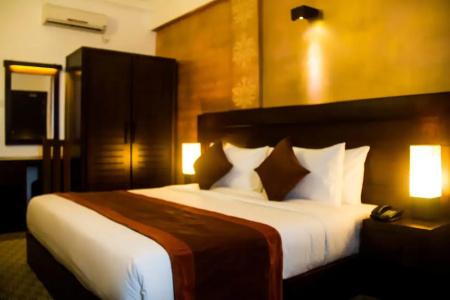 Ceylon City,Colombo - 72