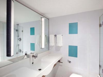 Novotel London West - 38