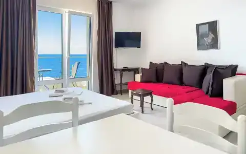 Open Sea Luxury - 125
