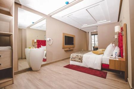 Down Town By Business & Leisures - 171