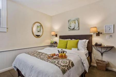 Parker Guest House - 5