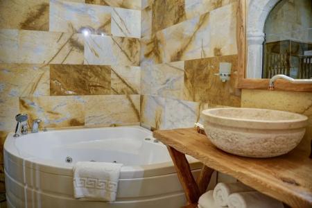 Calypso Cave Suites - 41