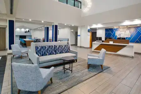 Holiday Inn Express, An Ihg - 48