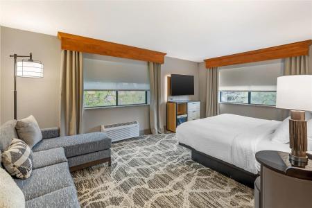Best Western Plus Grantree Inn - 46
